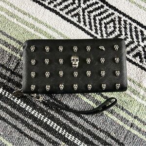Dolls kill Thomas Wylde black leather skull long wallet guc